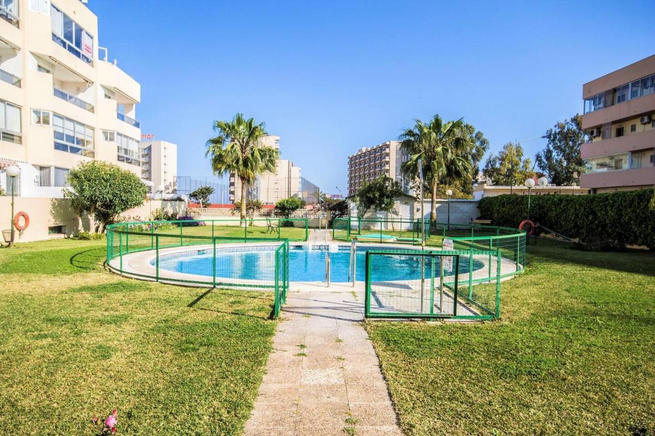 Lovely Apartment In Torremolinos Views Of The Sea, Pool, Terrace, Sofa Bed And Fully Equipped Kitchen Extérieur photo